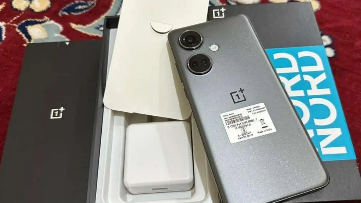 How To Fix OnePlus Green Line Issue - Techno Minda